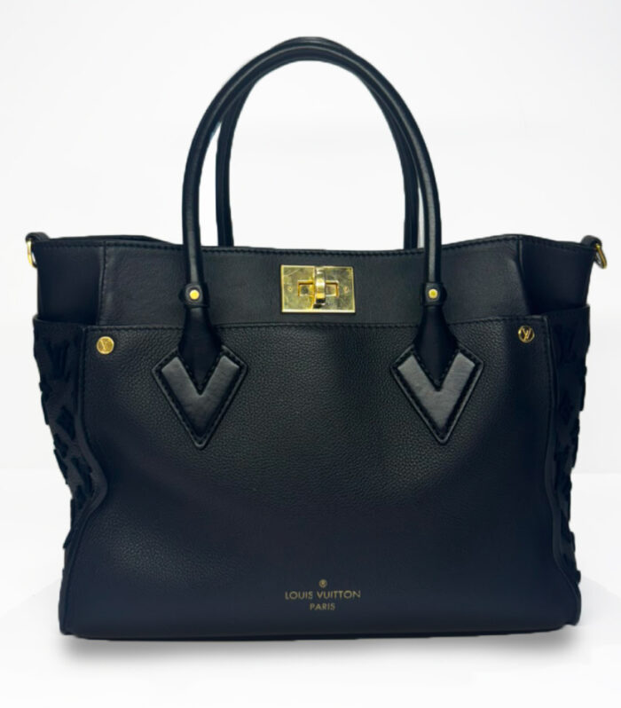 Louis Vuitton On my Side MM Monogram